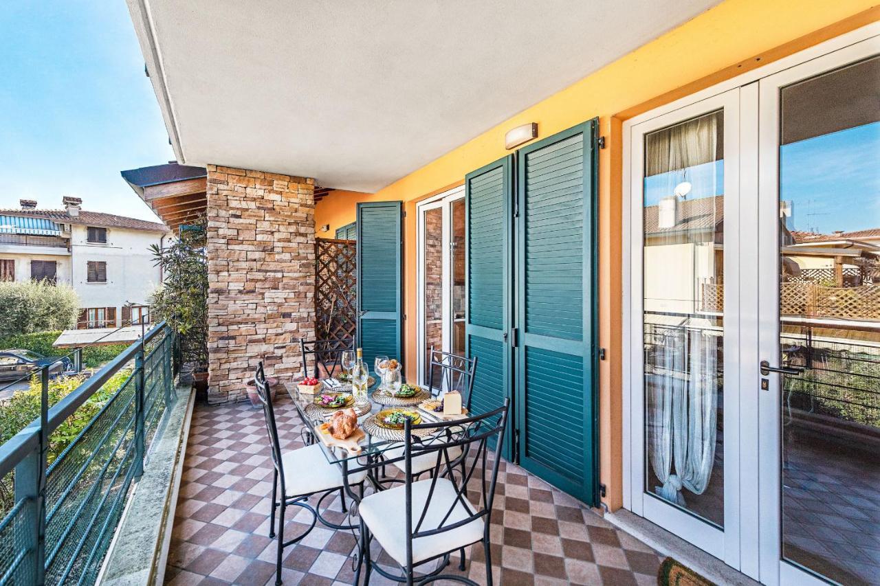 Annamaria 9 Apartment By Wonderful Italy Сирмионе Екстериор снимка
