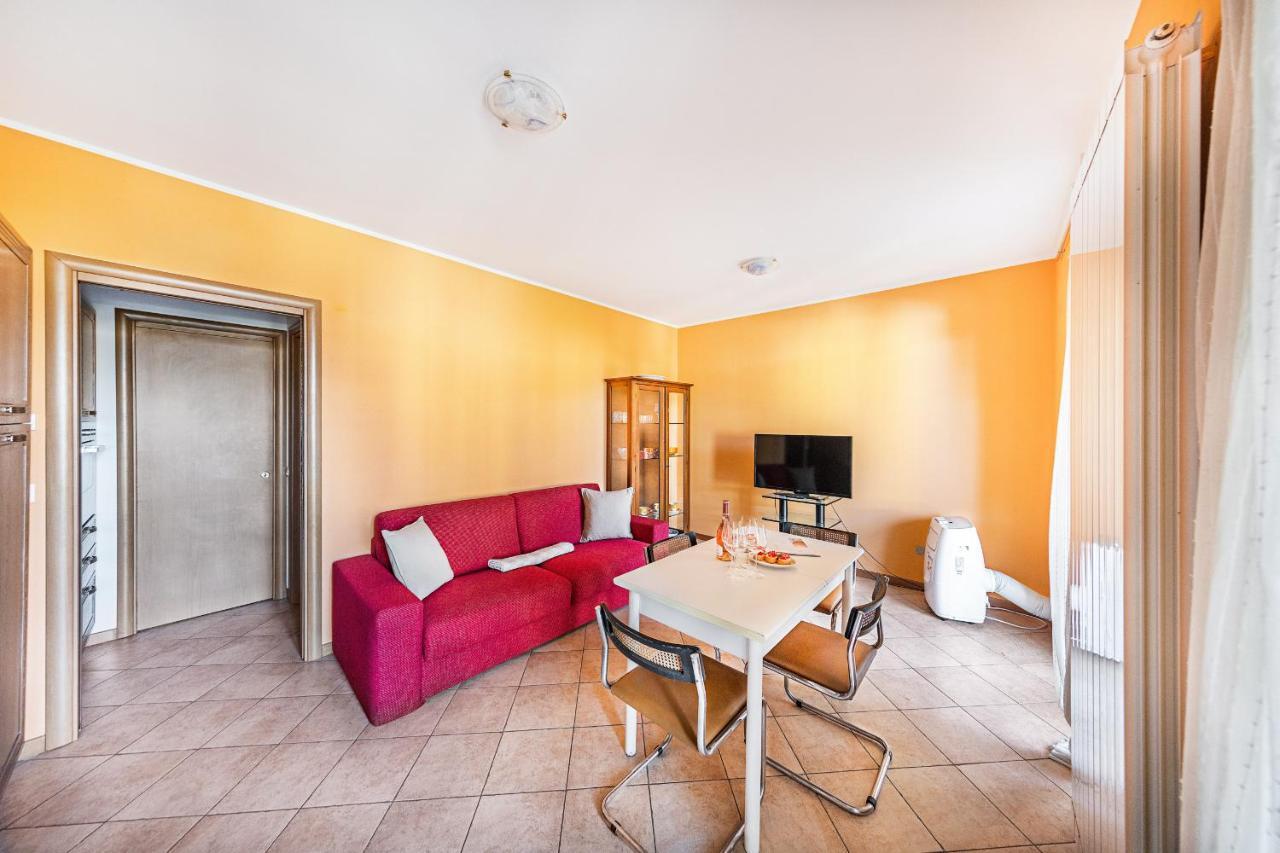 Annamaria 9 Apartment By Wonderful Italy Сирмионе Екстериор снимка